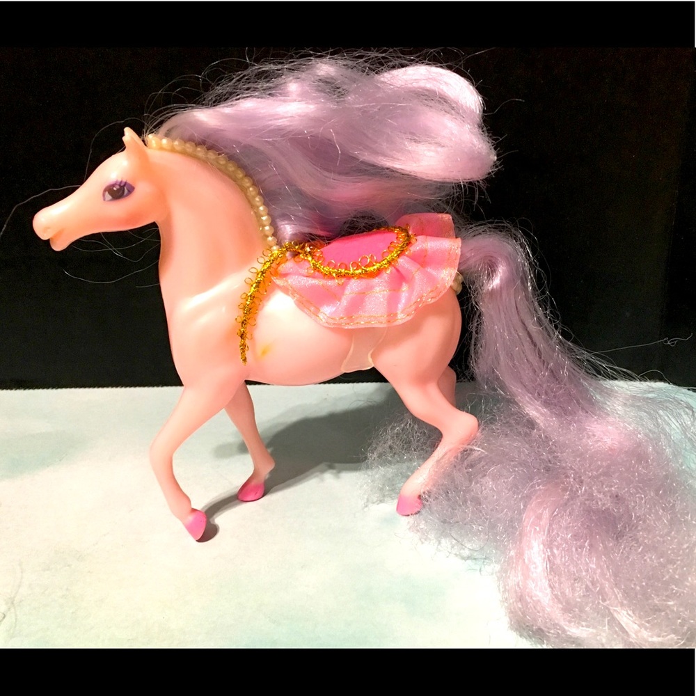 ENCHANTED KINGDOM HORSES 80s ALLEGRA 1st Released